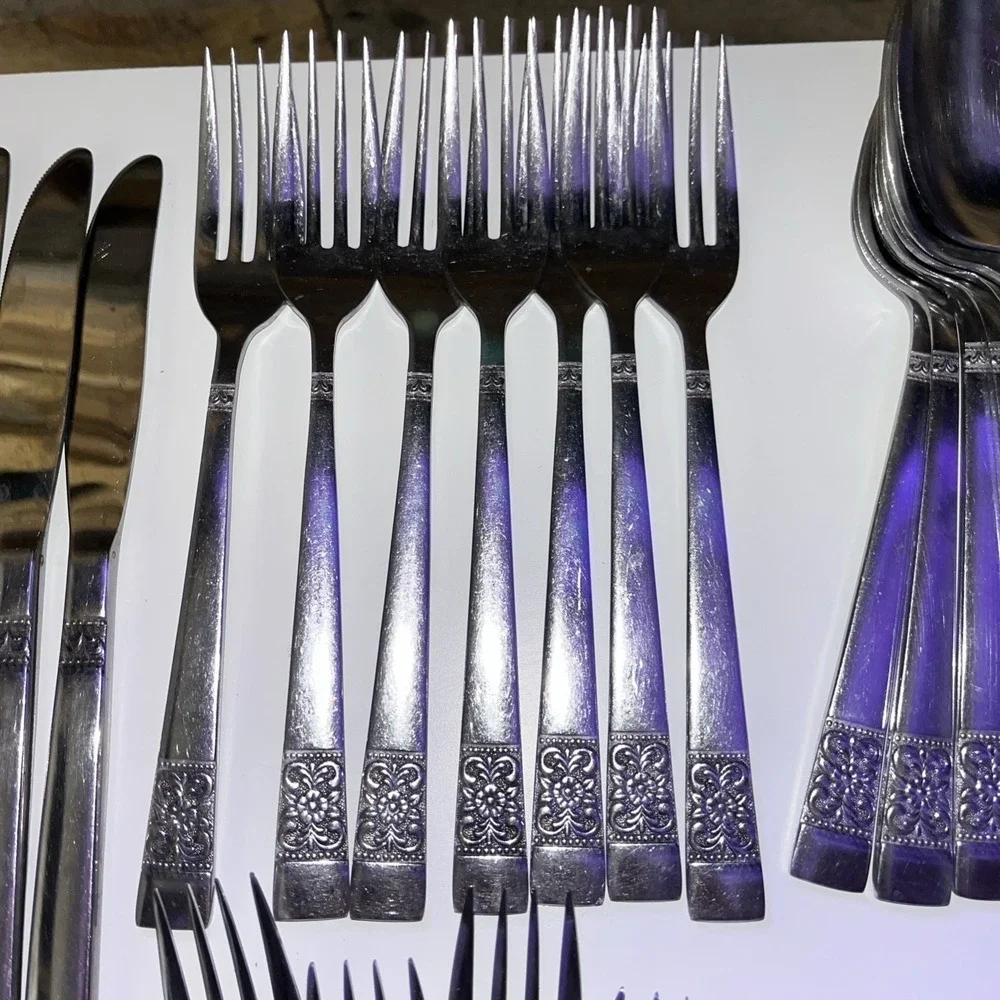 Lot of 37 Continental Silver CSS29 Stainless Flatware Floral‎ Black Accent